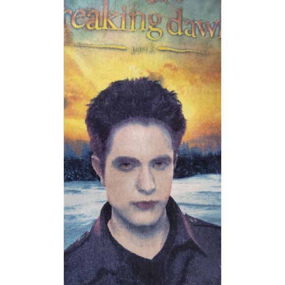 Official Twilight Saga Breaking Dawn Part 2 Fleece Throw - Picture 4 of 9